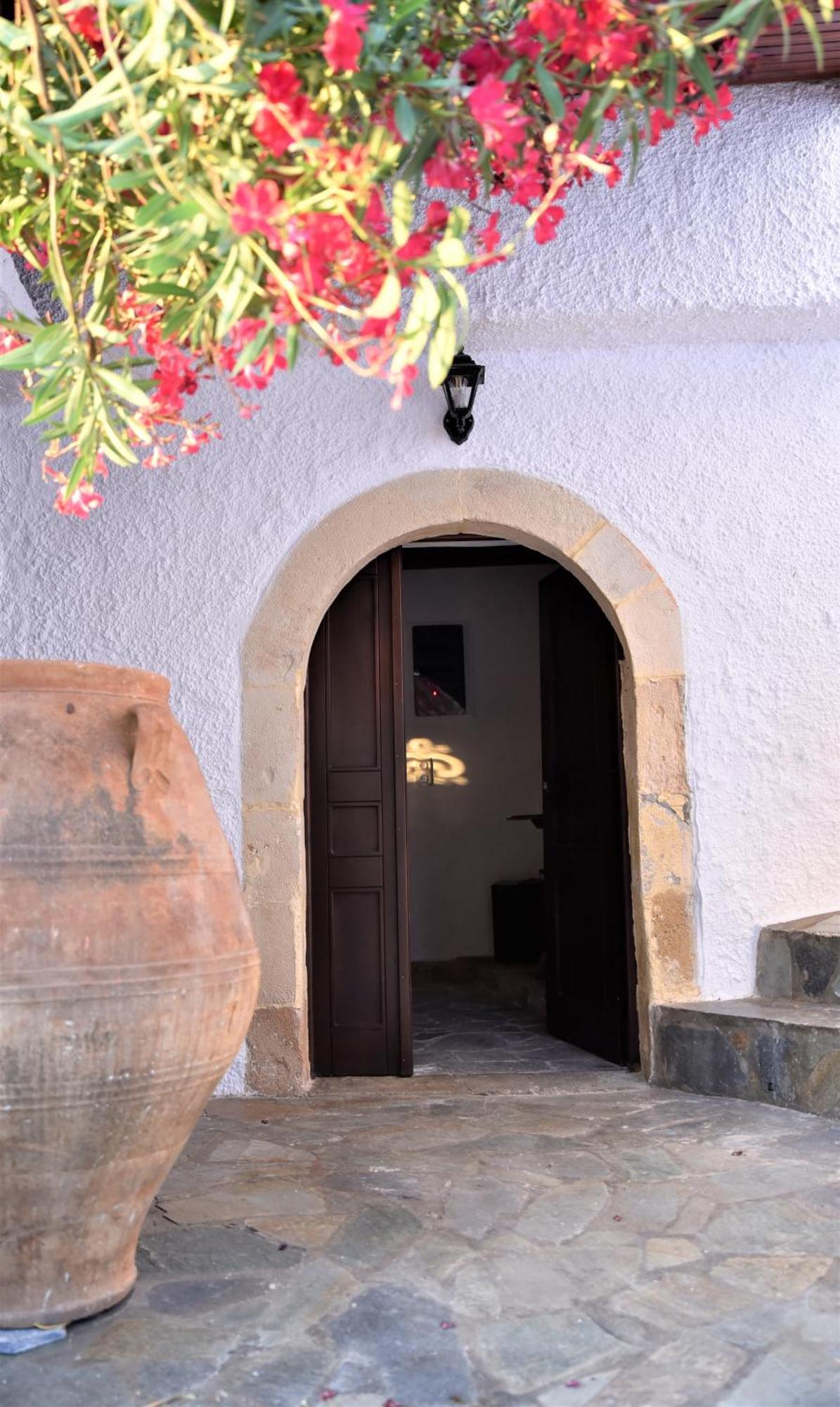 Willa Lale'S House Garazo Zewnętrze zdjęcie