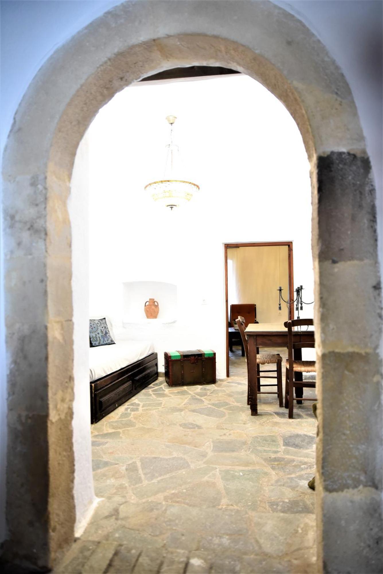Willa Lale'S House Garazo Zewnętrze zdjęcie